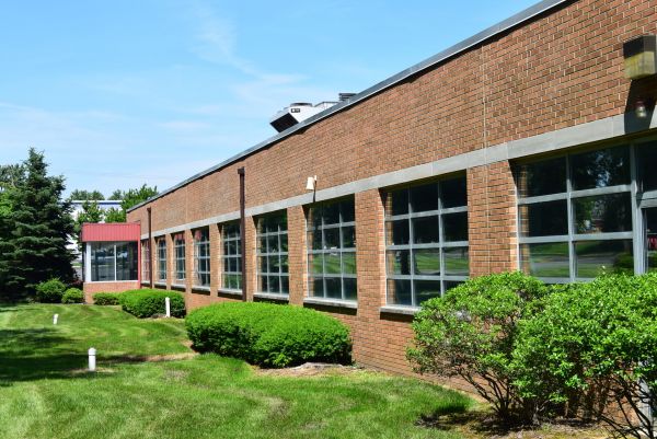 Cost of Corporate Lawn Maintenance in Sterling